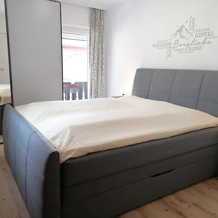 Haus Bischoff 2 Apartment